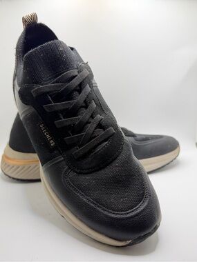 Skechers Women’s Black and Rose gold slip onSneakers